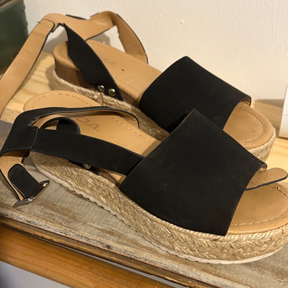 Soda Black and Tan Espadrille Flats
